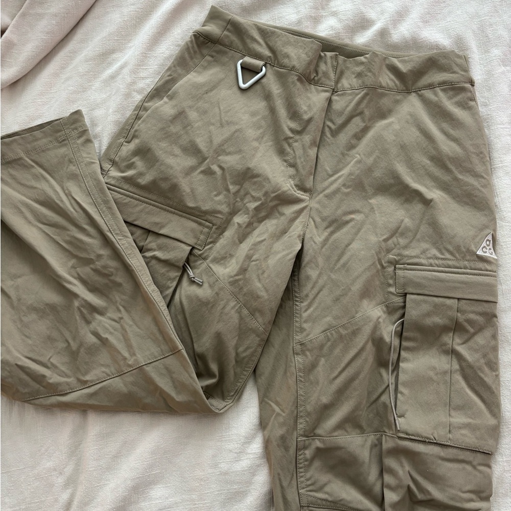 Nike ACG Cargo Pants
